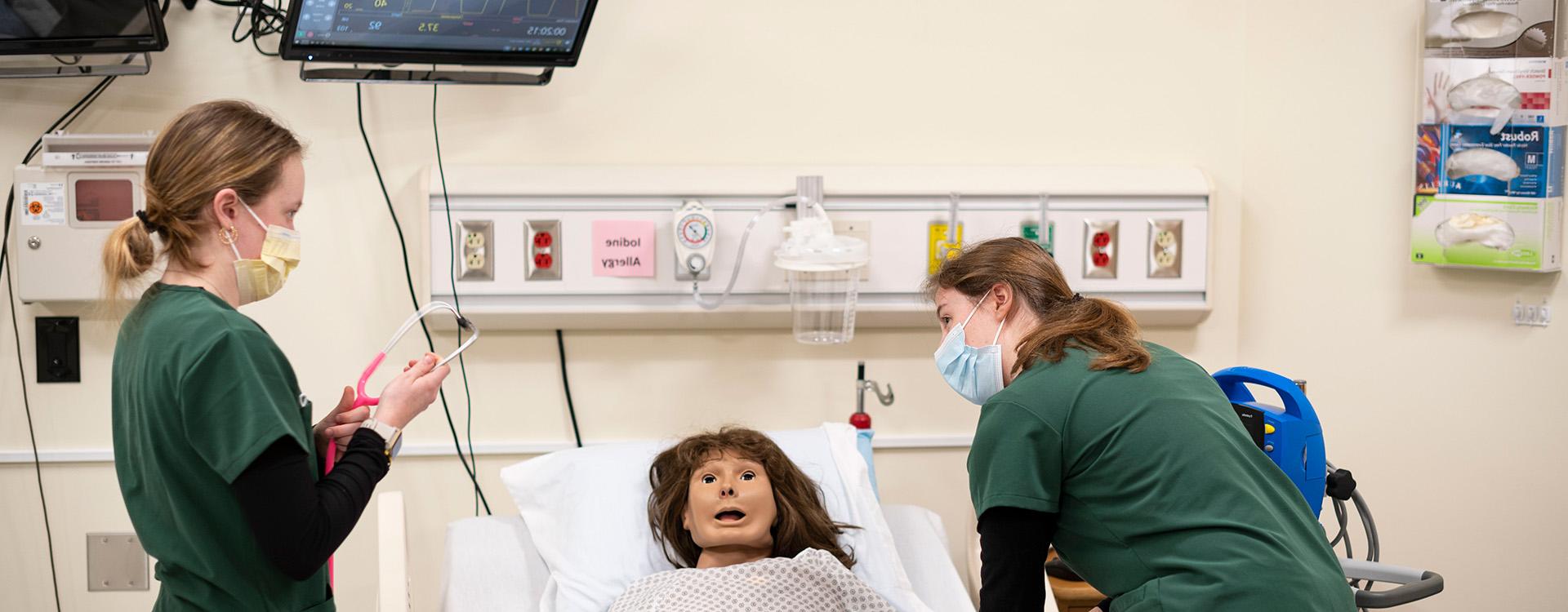 WLC nursing students in simulation lab